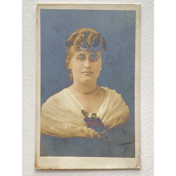 c1910 Young Lady Glasses DeYoung NY Hand Tinted Black White Vintage Postcard - Picture 2 of 5